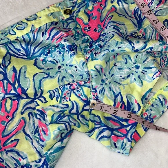 Lilly Pulitzer Shorts Size 6 - Picture 7 of 8
